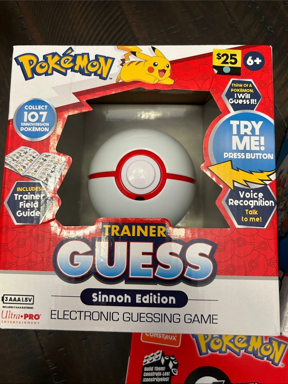 2 Trainer Guess + Mega Construx Battle Set - Red & White Poké Ball